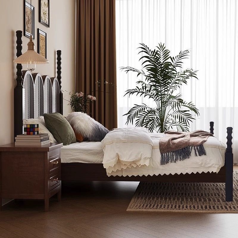 Noire Vintage Bed