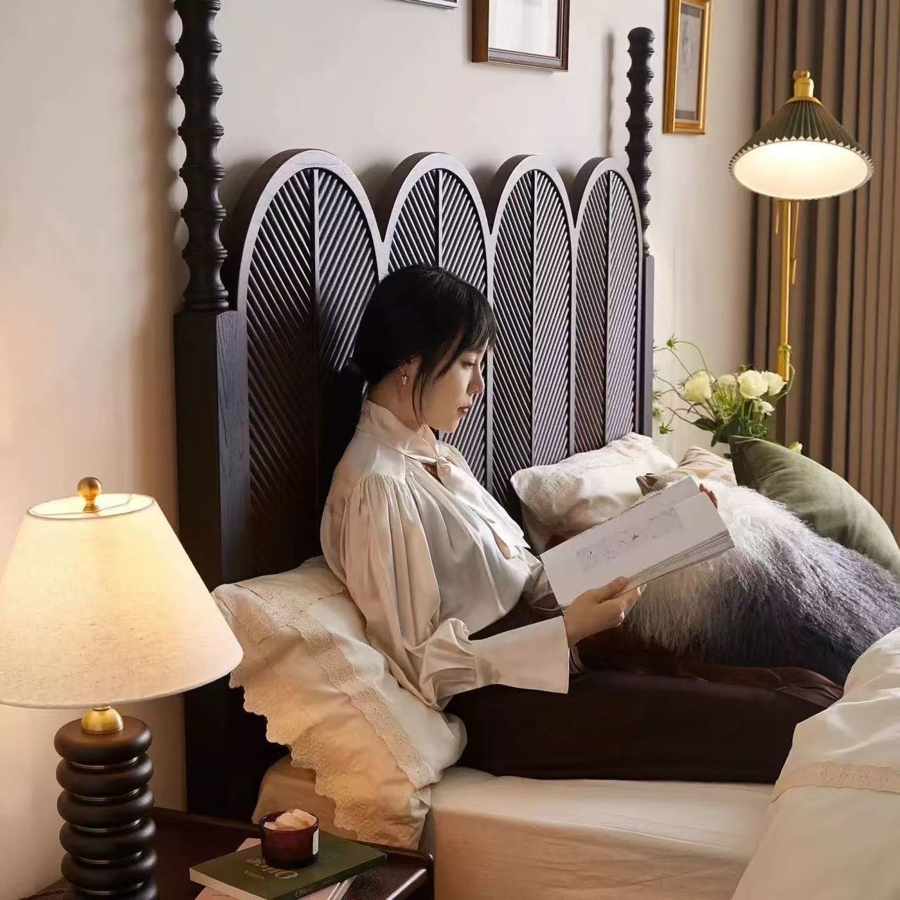 Noire Vintage Bed